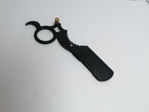 Widow Professional Barber Straight Edge Razor Stainless Steel Shavette Matte Black & Red